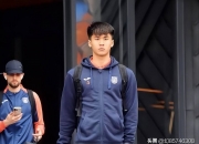 半岛体育登入-恩菲尔德传控战术优化，球队整体配合更顺畅(fifaonline4最新传控战术板)