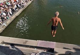 关于奥地利跳水好手表现出色，一马当先的信息