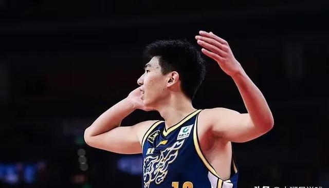 广东宏远队主场取得六连胜，稳居榜首位置的简单介绍