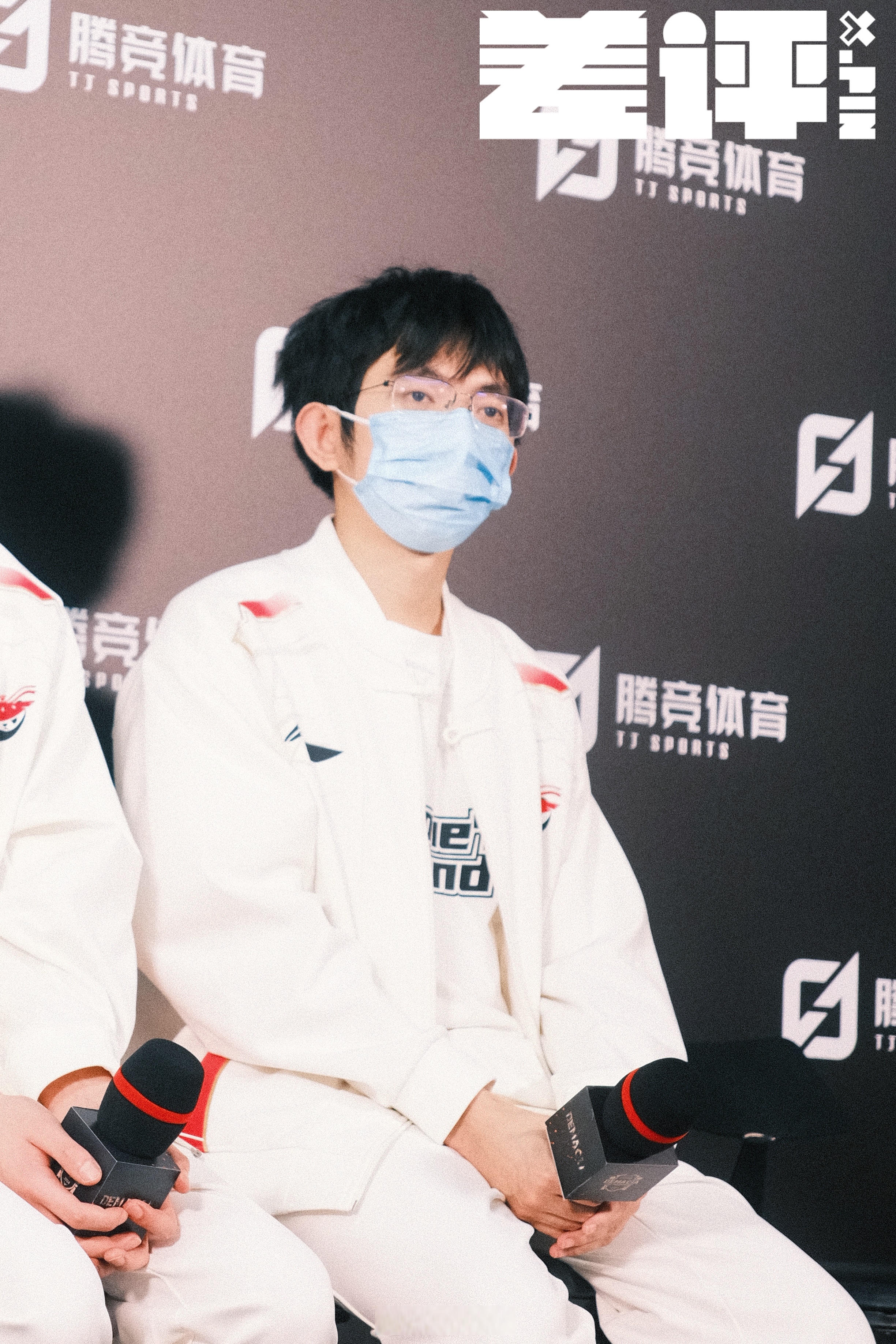 Apex英雄现场爆点不断，星辰联盟打出教科书般团战，选手当场怒吼