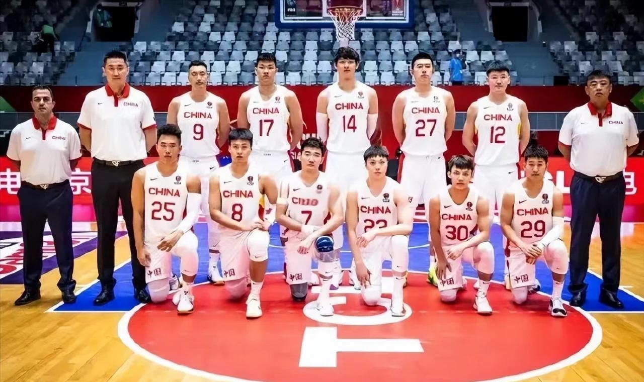 包含FIBA更新男篮亚预赛实力榜中国男篮仅列第8的词条
